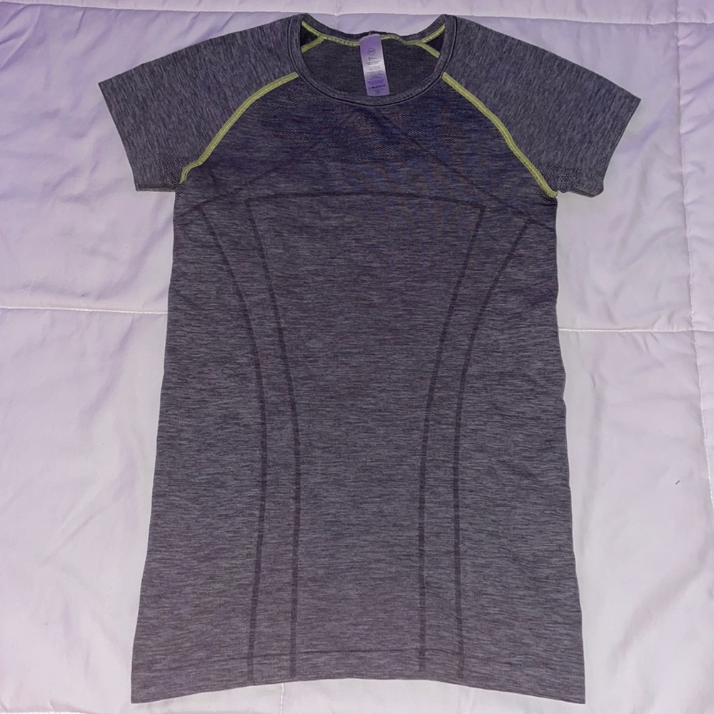 Ivivva work out top